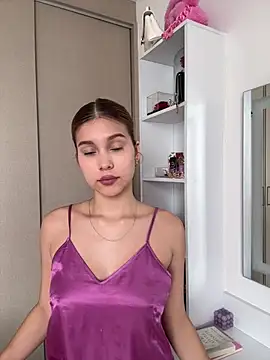 Nikii   online show from 03.27.26