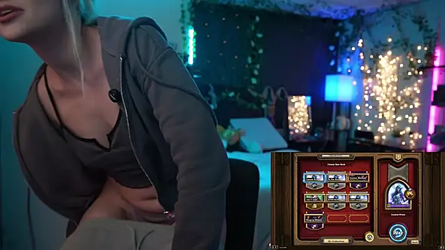 littlelune online show from 10.29.25