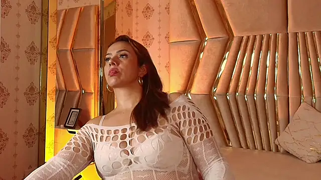 KarlaFerrerr online show from 09.15.25