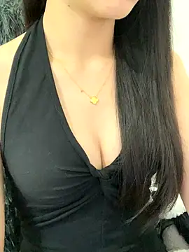 JennyQueen18 online show from 10.25.25