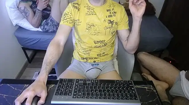 bossking017 online show from 01.15.25