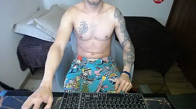 bossking017 online show from 02.16.25