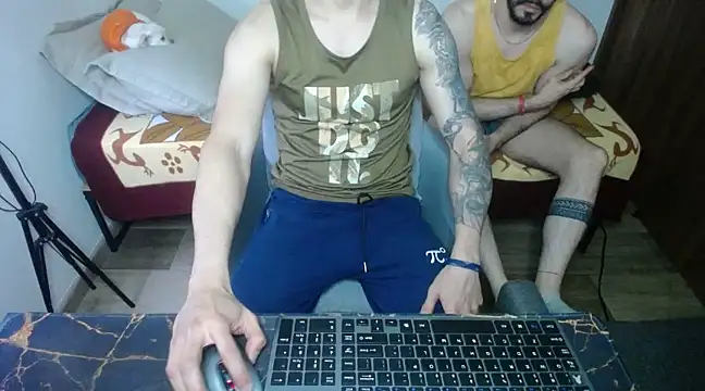 bossking017 online show from 03.20.25