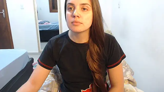 Snapshot of angell_apolo chatting on 10.18.25 angell apolo online show from 10.18.25