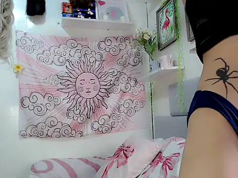 Snapshot of itsmekyrie chatting on 10.11.25 itsmekyrie online show from 10.11.25