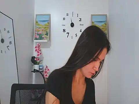 anne smithe online show from 11.05.25