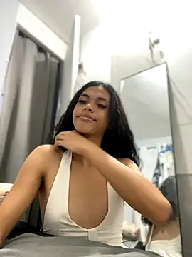 urcurlydiva online show from 09.30.25