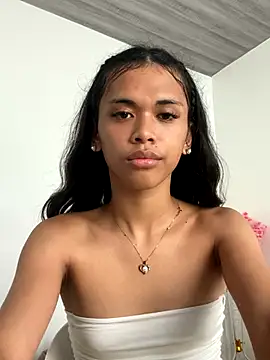 urcurlydiva online show from 10.12.25