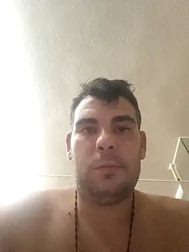 Snapshot of m702d-gr chatting on 09.28.25 m702d-gr online show from 09.28.25