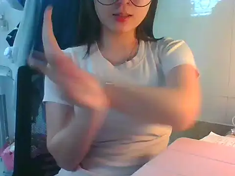 Linzly online show from 11.26.25