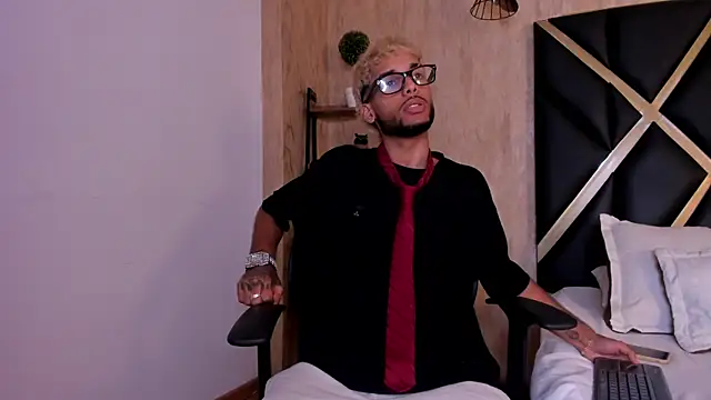 Thiagoferreti online show from 09.27.25