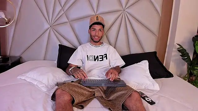 Thiagoferreti online show from 01.19.26