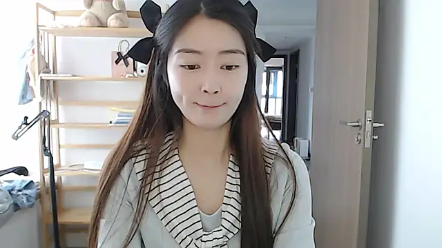 Snapshot of Mimi-cnbaby chatting on 04.04.26 Mimi-cnbaby online show from 04.04.26