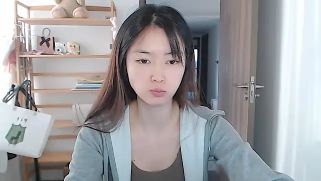 Snapshot of Mimi-cnbaby chatting on 04.24.26 Mimi-cnbaby online show from 04.24.26