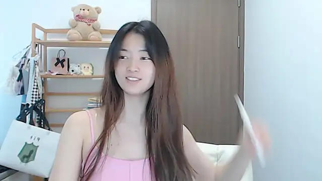 Snapshot of Mimi-cnbaby chatting on 04.28.26 Mimi-cnbaby online show from 04.28.26