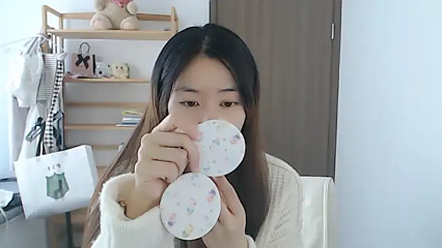 Snapshot of Mimi-cnbaby chatting on 05.01.26 Mimi-cnbaby online show from 05.01.26