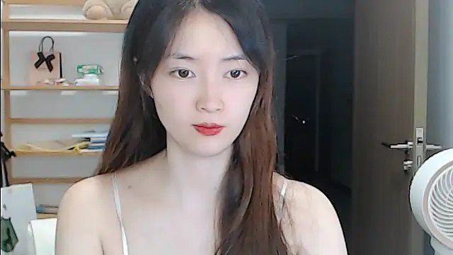 Snapshot of Mimi-cnbaby chatting on 05.26.26 Mimi-cnbaby online show from 05.26.26