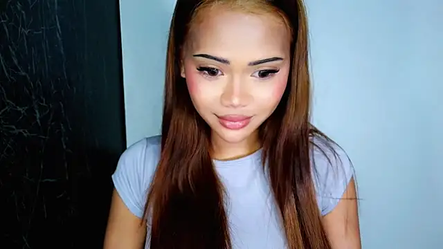 Snapshot of ur_holly_lexie chatting on 11.06.25 ur holly lexie online show from 11.06.25