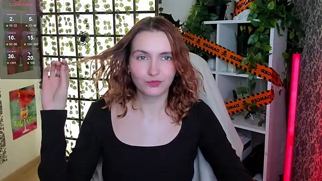 Elis Cherry online show from 10.25.25