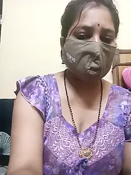 Snapshot of nisha_sweet chatting on 10.05.25 nisha sweet online show from 10.05.25