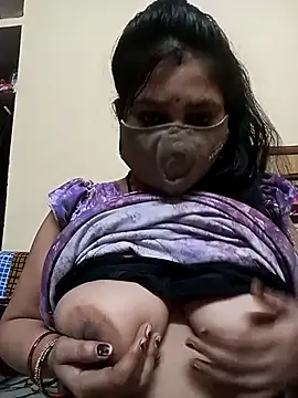 Snapshot of nisha_sweet chatting on 10.18.25 nisha sweet online show from 10.18.25