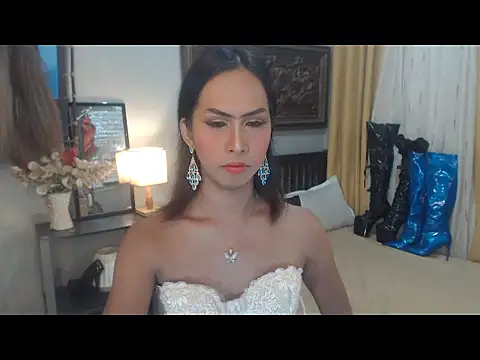 Nathalieheartt online show from 11.26.25