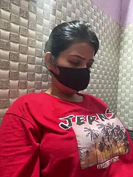 Snapshot of Hot_Jaanvi_ chatting on 06.11.26 Hot Jaanvi online show from 06.11.26