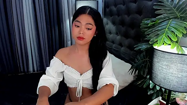 AsianHugecockAnna online show from 06.19.26