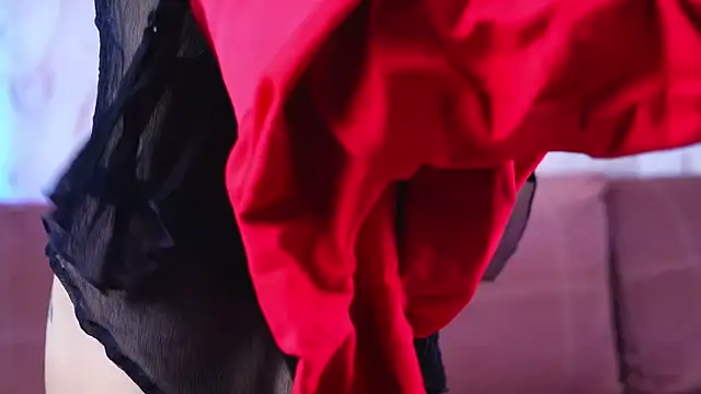 sukie spooky online show from 10.13.25