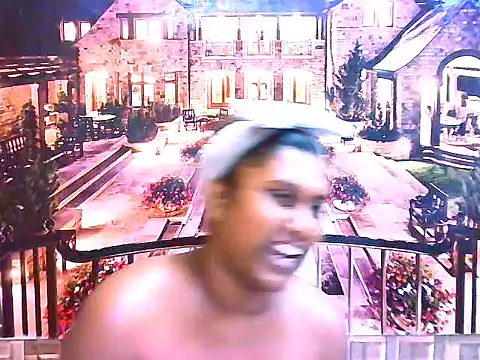 Snapshot of IndianChocolatepie4u chatting on 09.29.25 IndianChocolatepie4u online show from 09.29.25