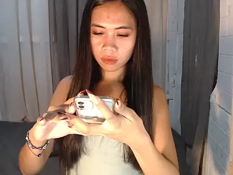 Steffi scott online show from 09.19.25