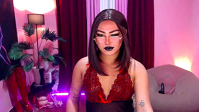 Snapshot of Unique_Maya chatting on 09.27.25 Unique Maya online show from 09.27.25