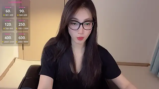 Seraphina-se online show from 10.15.25