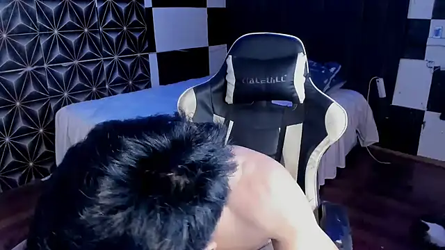 AsianHotBODYY online show from 10.07.25