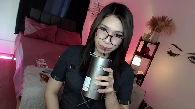 Veniceseduction online show from 09.22.25