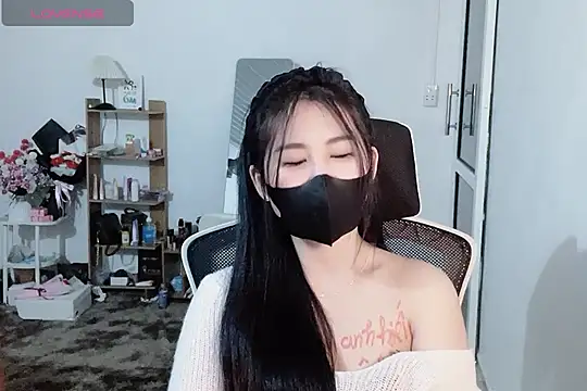    Daisy    online show from 11.20.25