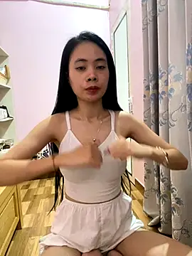 Snapshot of Dau-Tayy chatting on 09.17.25 Dau-Tayy online show from 09.17.25