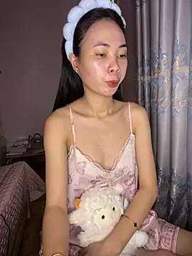 Snapshot of Dau-Tayy chatting on 11.09.25 Dau-Tayy online show from 11.09.25