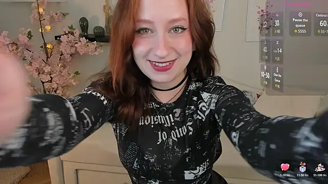 Violet Griffen online show from 10.18.25