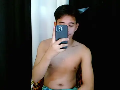 urasianbigcock online show from 10.04.25