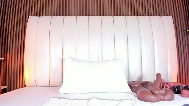 SandraMilerr online show from 03.05.26