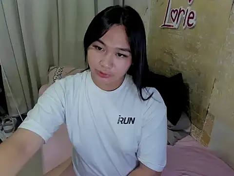 Snapshot of Seductive_lorie chatting on 10.30.25 Seductive lorie online show from 10.30.25