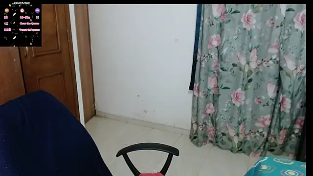 Snapshot of alejandralatina chatting on 02.06.26 alejandralatina online show from 02.06.26