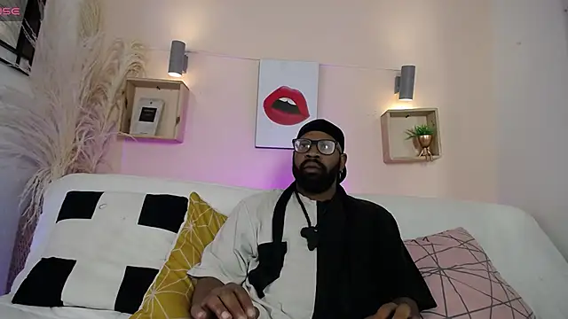 Snapshot of King_Malik chatting on 09.09.25 King Malik online show from 09.09.25