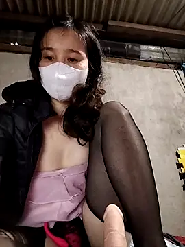 Baby-sexyass96 online show from 12.21.25