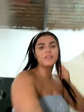 Kaily Sweet16 online show from 10.12.25