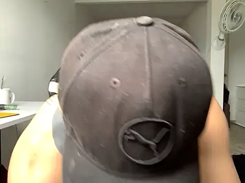 Snapshot of francoolatino chatting on 10.13.25 francoolatino online show from 10.13.25