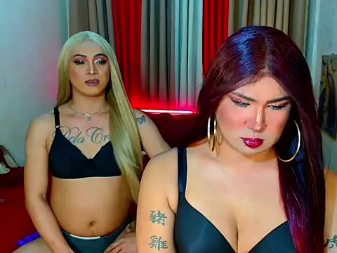 Snapshot of UnlimitedCumShow chatting on 09.18.25 UnlimitedCumShow online show from 09.18.25