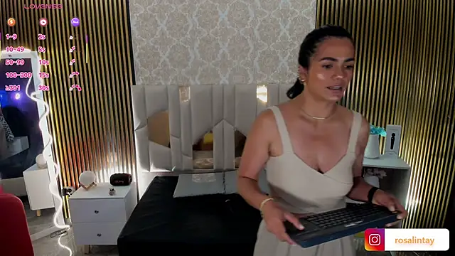 Snapshot of Rosalind_tay chatting on 09.29.25 Rosalind tay online show from 09.29.25