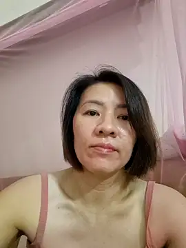 Snapshot of Hailey_babe chatting on 09.24.25 Hailey babe online show from 09.24.25